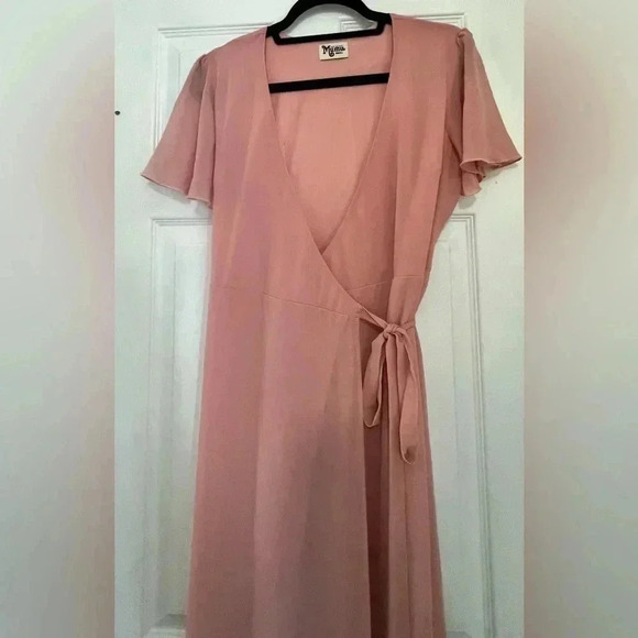 Show Me Your‎ MuMu Noelle Flutter Dress Sz Small - Picture 13 of 16